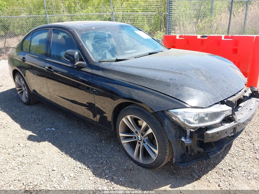 2015 BMW 3er VIN WBA3B3G55FNT19090 IAAI salvage auction — LEFT FRONT, Salvage (Illinois), sold $3,400 on 2026-07-08 (photo 1)