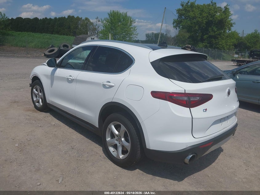 2018 Alfa romeo Stelvio VIN ZASFAKAN8J7B83726 IAAI salvage auction — FRONT END, Mv-907A (New York), sold $25 on 2026-07-30 (photo 3)