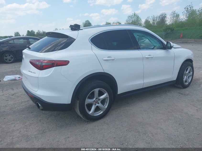 2018 Alfa romeo Stelvio VIN ZASFAKAN8J7B83726 IAAI salvage auction — FRONT END, Mv-907A (New York), sold $25 on 2026-07-30 (photo 4)