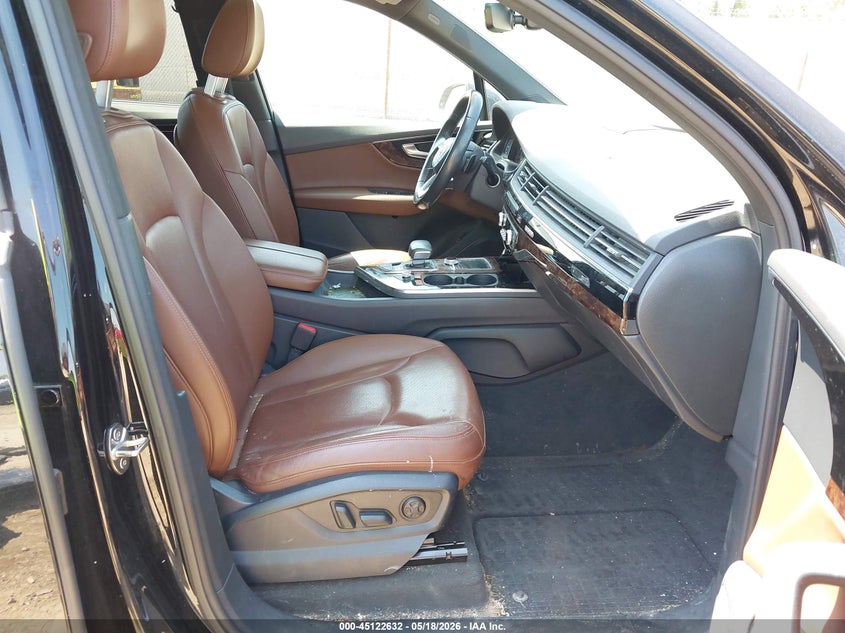 2018 Audi Q7 VIN WA1VAAF72JD020266 IAAI salvage auction — FRONT END, Salvage (Kentucky), sold $6,250 on 2026-07-09 (photo 5)