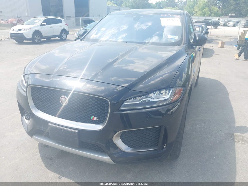 2019 Jaguar F-pace VIN SADCM2FV6KA609188 IAAI salvage auction — NORMAL WEAR, Clear (District Of Columbia), sold $5,050 on 2026-07-15 (photo 6)