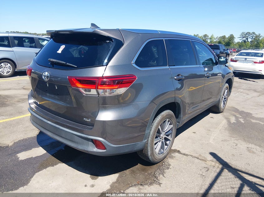 2019 Toyota Highlander VIN 5TDKZRFH4KS561933 IAAI salvage auction — FRONT END, Salvage (South Carolina), sold $12,575 on 2026-07-08 (photo 4)
