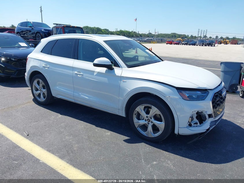 2023 Audi Q5 VIN WA1EAAFY7P2031874 IAAI salvage auction — RIGHT FRONT, Rebuildable (Florida), sold $17,500 on 2026-08-02 (photo 1)