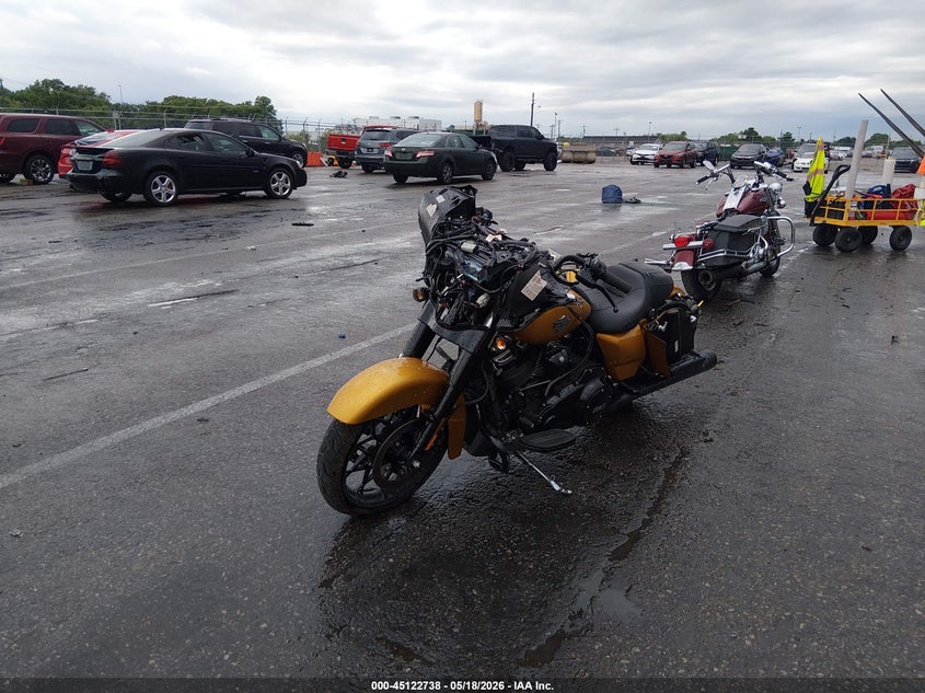 2023 Harley-davidson Street glide VIN 1HD1KRP18PB601140 IAAI salvage auction — FRONT END, Salvage (Missouri), sold $7,200 on 2026-07-15 (photo 2)
