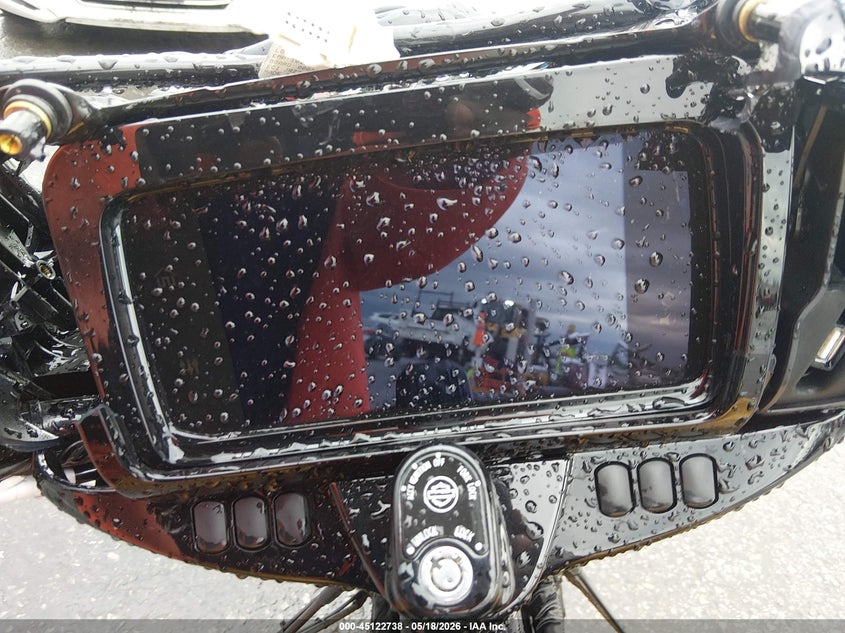 2023 Harley-davidson Street glide VIN 1HD1KRP18PB601140 IAAI salvage auction — FRONT END, Salvage (Missouri), sold $7,200 on 2026-07-15 (photo 7)