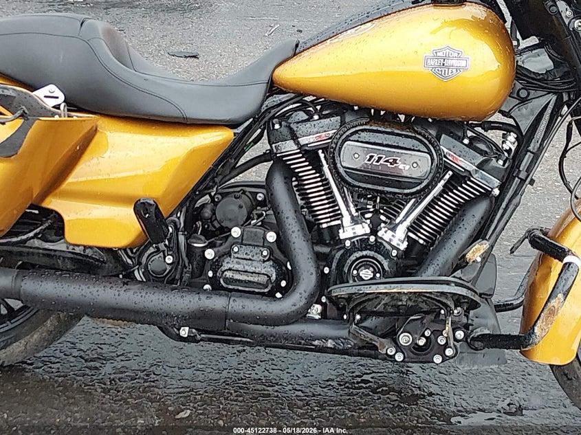 2023 Harley-davidson Street glide VIN 1HD1KRP18PB601140 IAAI salvage auction — FRONT END, Salvage (Missouri), sold $7,200 on 2026-07-15 (photo 8)