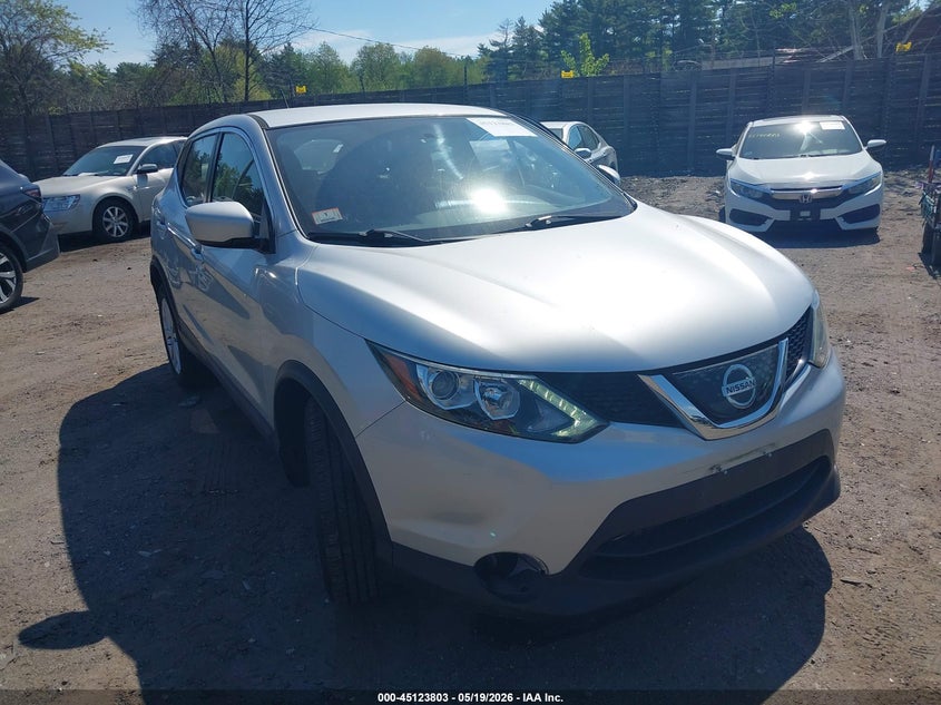 2018 Nissan Rogue VIN JN1BJ1CR1JW600291 IAAI salvage auction — LEFT FRONT, Salvage (Massachusetts), sold $2,250 on 2026-07-10 (photo 1)