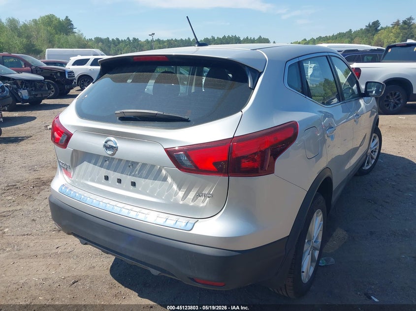 2018 Nissan Rogue VIN JN1BJ1CR1JW600291 IAAI salvage auction — LEFT FRONT, Salvage (Massachusetts), sold $2,250 on 2026-07-10 (photo 4)