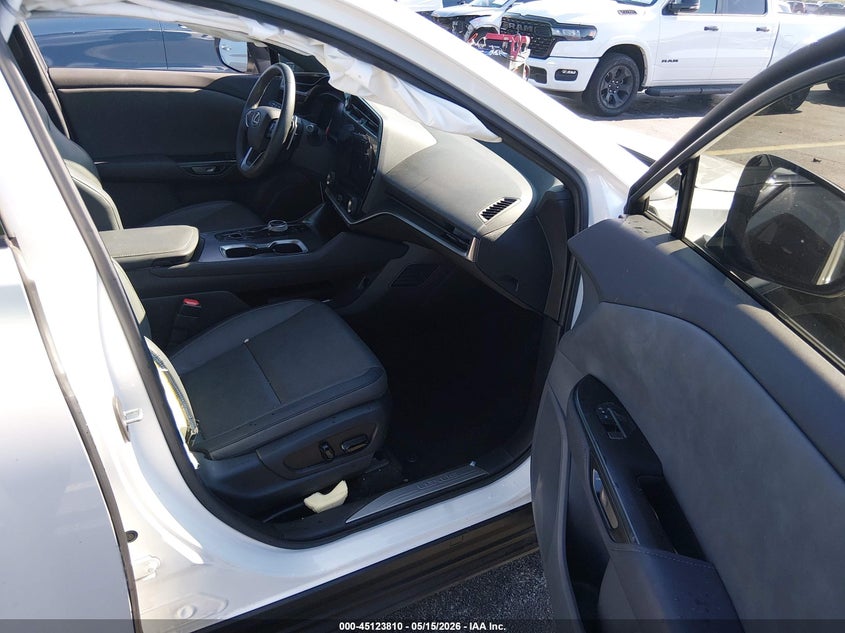 2024 Lexus Rz VIN JTJABABB7RA000472 IAAI salvage auction — SIDE, Rebuildable (Florida), sold $17,100 on 2026-07-16 (photo 5)
