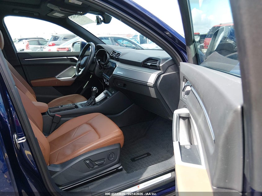 2021 Audi Q3 VIN WA1EECF36M1111639 IAAI salvage auction — RIGHT REAR, Rebuildable (Florida), sold $12,050 on 2026-07-09 (photo 5)