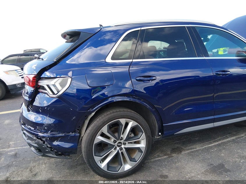 2021 Audi Q3 VIN WA1EECF36M1111639 IAAI salvage auction — RIGHT REAR, Rebuildable (Florida), sold $12,050 on 2026-07-09 (photo 6)