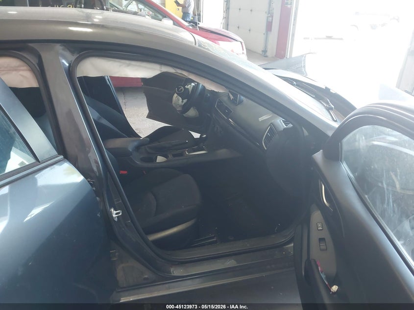 2014 Mazda 3 VIN JM1BM1T74E1184128 IAAI salvage auction — FRONT END, Prior Salvage (Minnesota), sold $250 on 2026-07-22 (photo 5)