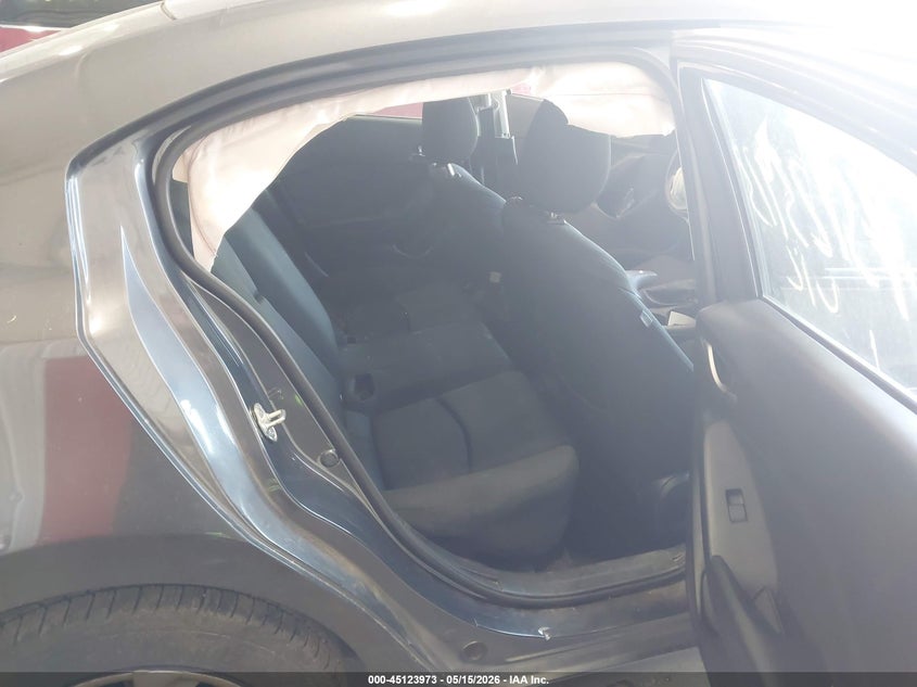 2014 Mazda 3 VIN JM1BM1T74E1184128 IAAI salvage auction — FRONT END, Prior Salvage (Minnesota), sold $250 on 2026-07-22 (photo 8)
