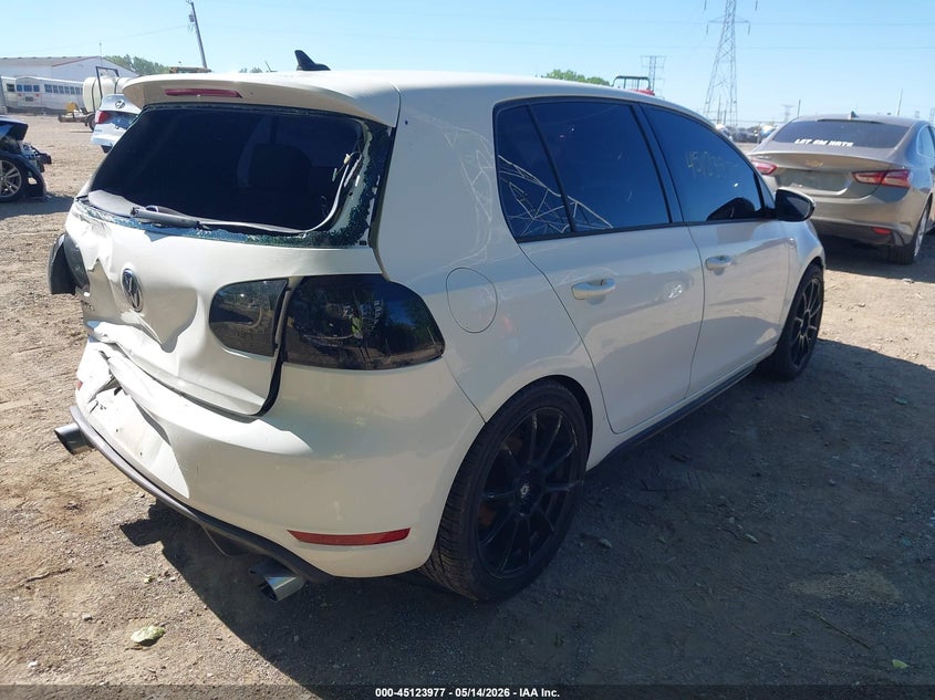 2012 Volkswagen Gti VIN WVWHV7AJ9CW271404 IAAI salvage auction — REAR END, Clear (Indiana), sold $1,750 on 2026-08-10 (photo 4)