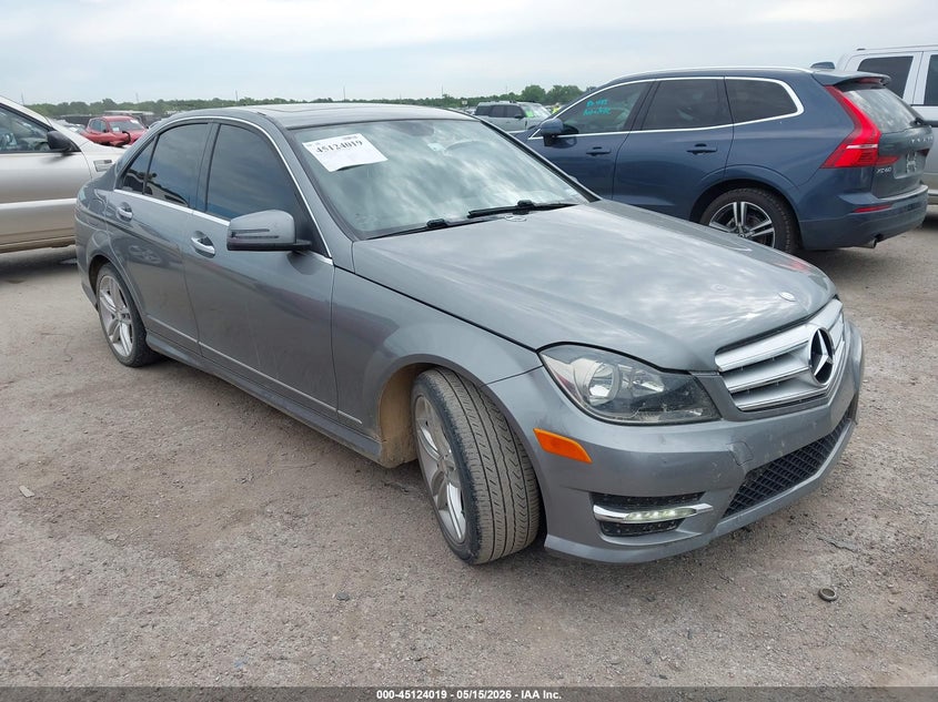 2013 Mercedes-benz C-klasse VIN WDDGF4HB0DR292007 IAAI salvage auction — HAIL, Original (Texas), sold $1,050 on 2026-07-21 (photo 1)