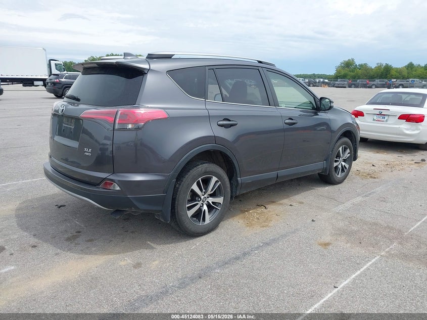 2018 Toyota Rav 4 VIN JTMRFREV8JJ723315 IAAI salvage auction — SIDE, Clear (Indiana), sold $7,600 on 2026-07-29 (photo 4)