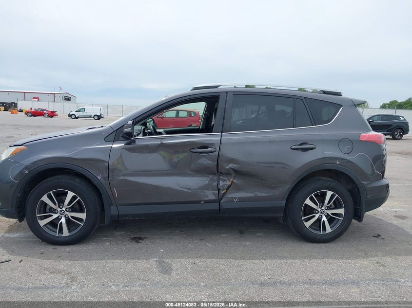 2018 Toyota Rav 4 VIN JTMRFREV8JJ723315 IAAI salvage auction — SIDE, Clear (Indiana), sold $7,600 on 2026-07-29 (photo 6)