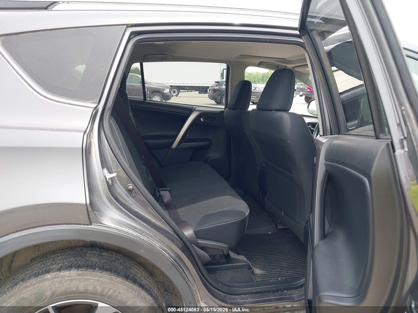 2018 Toyota Rav 4 VIN JTMRFREV8JJ723315 IAAI salvage auction — SIDE, Clear (Indiana), sold $7,600 on 2026-07-29 (photo 8)