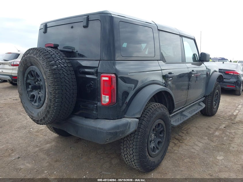 2025 Ford Bronco VIN 1FMEE7BHXSLB74724 IAAI salvage auction — FRONT END, Clear (Michigan), sold $13,400 on 2026-07-30 (photo 4)