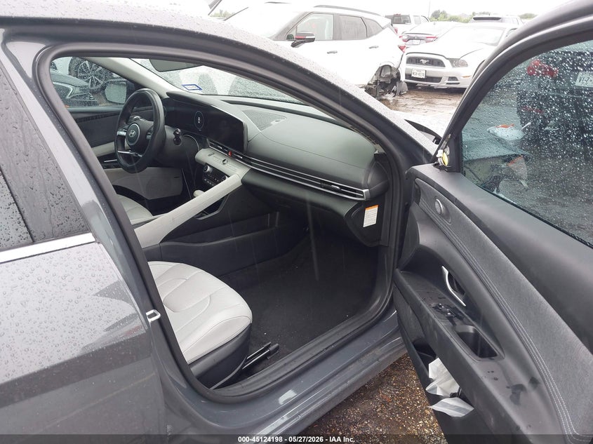 2025 Hyundai Elantra VIN KMHLN4DJ1SU155463 IAAI salvage auction — FRONT END, Salvage Title, sold $6,200 on 2026-07-25 (photo 5)