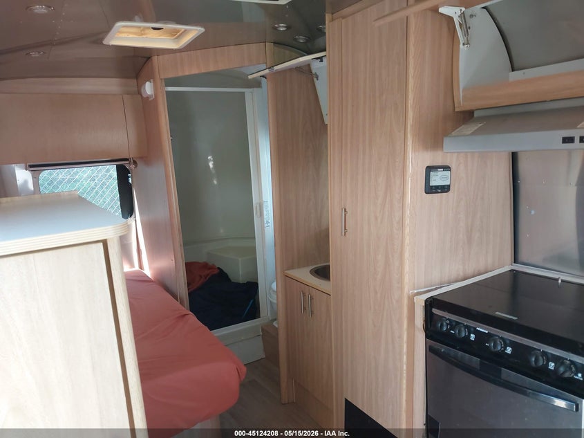 2007 Airstream Safari VIN 1STCPAA187J521575 IAAI salvage auction — Unknown, Clear (Tennessee), sold $900 on 2026-09-01 (photo 6)