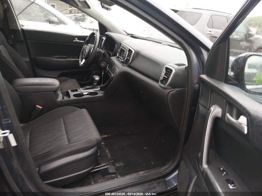 2017 Kia Sportage VIN KNDPMCAC6H7258216 IAAI salvage auction — FRONT END, Salvage (West Virginia), sold $2,900 on 2026-08-02 (photo 5)