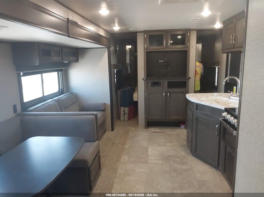 2020 Jayco Other VIN 1UJBJ0BT0L17T0387 IAAI salvage auction — HAIL, Regular Certificate (Iowa), sold $9,800 on 2026-07-14 (photo 7)