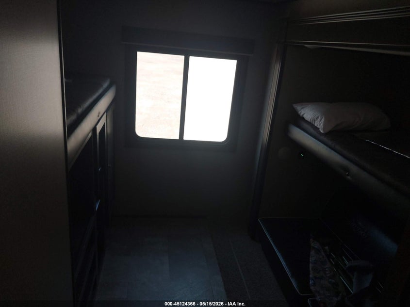 2020 Jayco Other VIN 1UJBJ0BT0L17T0387 IAAI salvage auction — HAIL, Regular Certificate (Iowa), sold $9,800 on 2026-07-14 (photo 8)