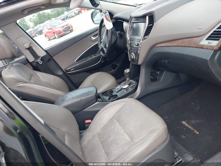 2017 Hyundai Santa fe VIN KM8SRDHF5HU213167 IAAI salvage auction — HAIL, Clear (Missouri), sold $3,050 on 2026-07-20 (photo 5)