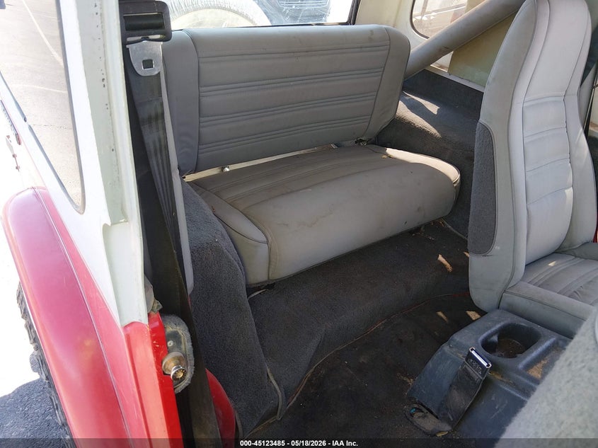 1989 Jeep Wrangler / VIN 2J4FY59T0KJ169465 IAAI salvage auction — FRONT END, Salvage (Nevada), sold $350 on 2026-07-24 (photo 8)