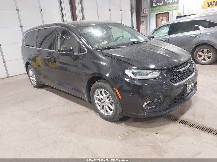 2023 Chrysler Pacifica VIN 2C4RC1BG4PR596793 — IAAI salvage auction photo