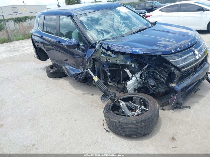 2025 Mitsubishi Outlander VIN JA4J3VA82SZ057290 IAAI salvage auction — ALL OVER, Certificate Of Destruction (Florida), sold $50 on 2026-07-29 (photo 6)