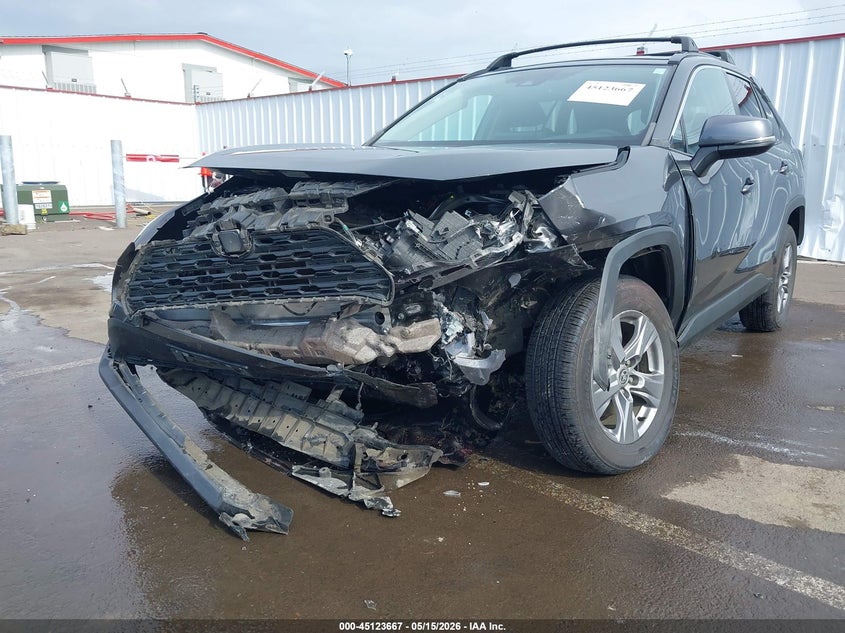 2022 Toyota Rav 4 VIN 2T3P1RFV6NC256912 IAAI salvage auction — FRONT END, Salvage (Oregon), sold $4,350 on 2026-07-16 (photo 6)