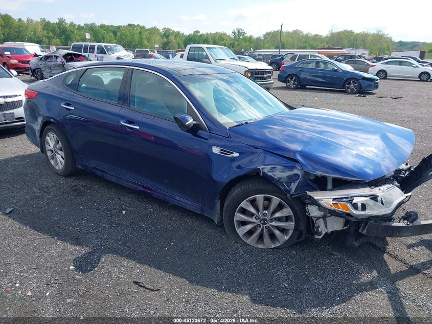 2017 Kia Optima VIN 5XXGU4L32HG142408 IAAI salvage auction — FRONT END, Salvage - Greater Than 75% (Maryland), sold $825 on 2026-07-27 (photo 1)