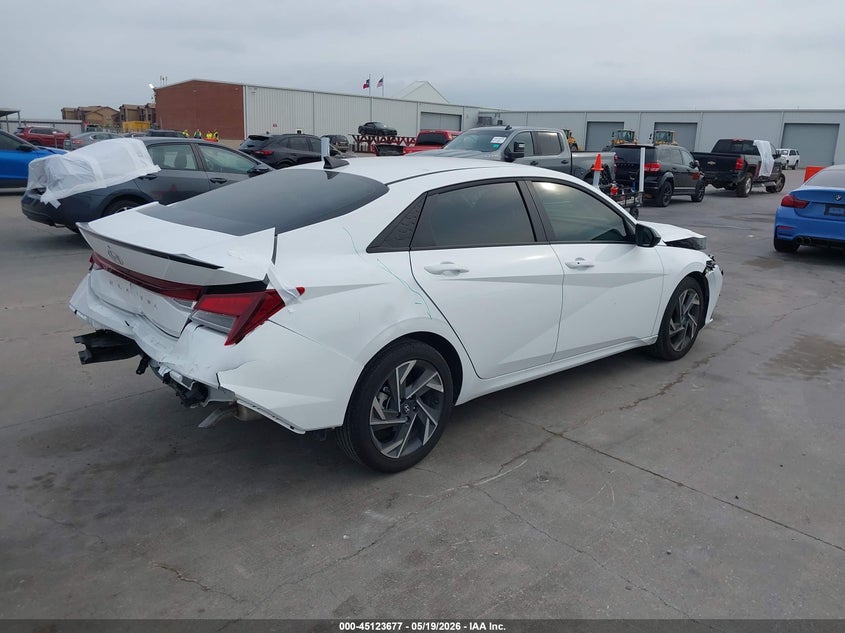 2025 Hyundai Elantra VIN KMHLM4DG2SU994013 IAAI salvage auction — REAR END, Original (Texas), sold $5,575 on 2026-07-29 (photo 4)