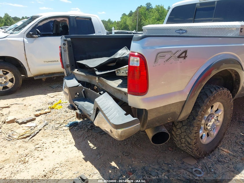 2016 Ford F250 VIN 1FT7W2BT3GEB66591 IAAI salvage auction — FRONT & REAR, Salvage (North Carolina), sold $8,600 on 2026-07-09 (photo 6)