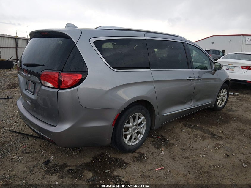 2020 Chrysler Pacifica VIN 2C4RC1BG5LR279793 IAAI salvage auction — FRONT END, Salvage (Arkansas), sold $1,550 on 2026-07-09 (photo 4)