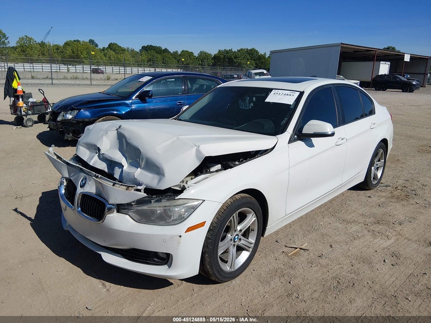 2014 BMW 3er VIN WBA3A5C51EJ464976 IAAI salvage auction — FRONT END, Clear (Tennessee), sold $25 on 2026-07-29 (photo 2)