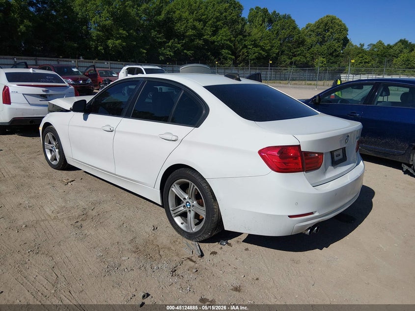 2014 BMW 3er VIN WBA3A5C51EJ464976 IAAI salvage auction — FRONT END, Clear (Tennessee), sold $25 on 2026-07-29 (photo 3)