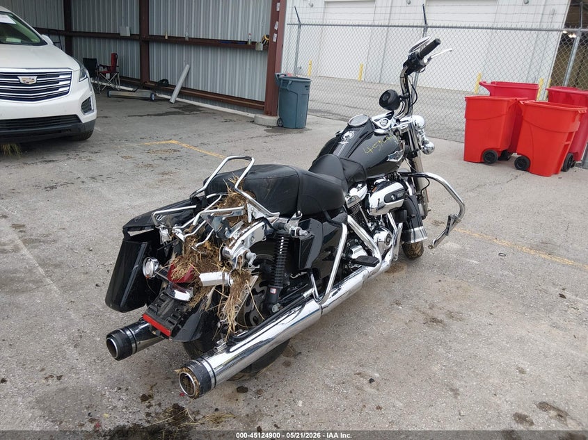 2019 Harley-davidson Road king VIN 1HD1FBC15KB672077 IAAI salvage auction — REAR END, Salvage (Missouri), sold $3,800 on 2026-07-07 (photo 4)