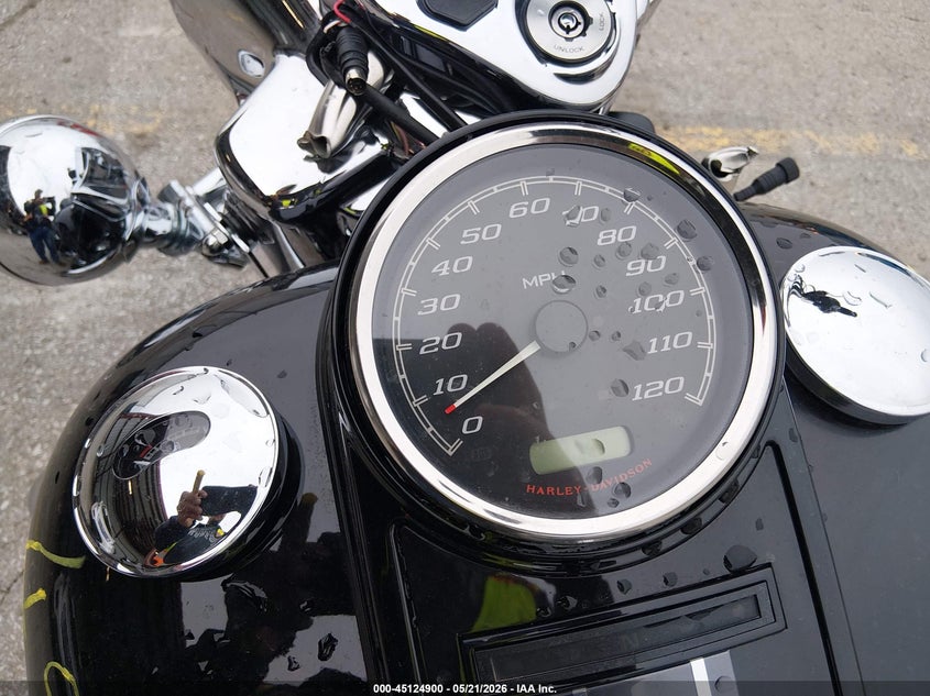 2019 Harley-davidson Road king VIN 1HD1FBC15KB672077 IAAI salvage auction — REAR END, Salvage (Missouri), sold $3,800 on 2026-07-07 (photo 7)