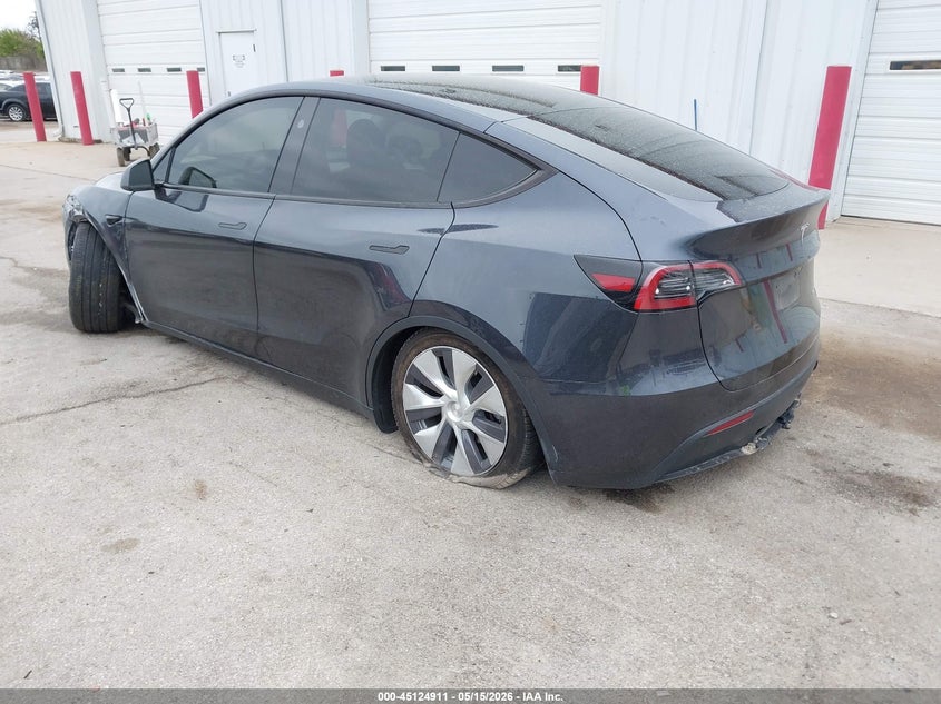2024 Tesla Model y VIN 7SAYGDEE1RA228968 IAAI salvage auction — LEFT FRONT, Salvage (Illinois), sold $25 on 2026-07-30 (photo 3)