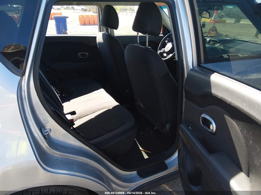 2019 Kia Soul VIN KNDJN2A21K7696055 IAAI salvage auction — RIGHT FRONT, Salvage (Tennessee), sold $1,675 on 2026-07-09 (photo 8)