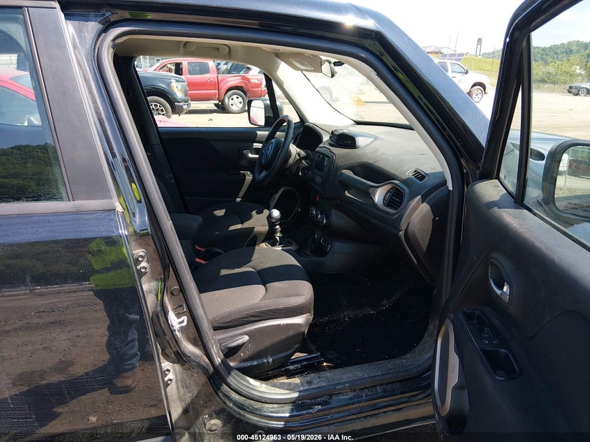 2017 Jeep Renegade VIN ZACCJBAH1HPF65065 IAAI salvage auction — FRONT & REAR, Salvage (West Virginia), sold $1,150 on 2026-07-09 (photo 5)