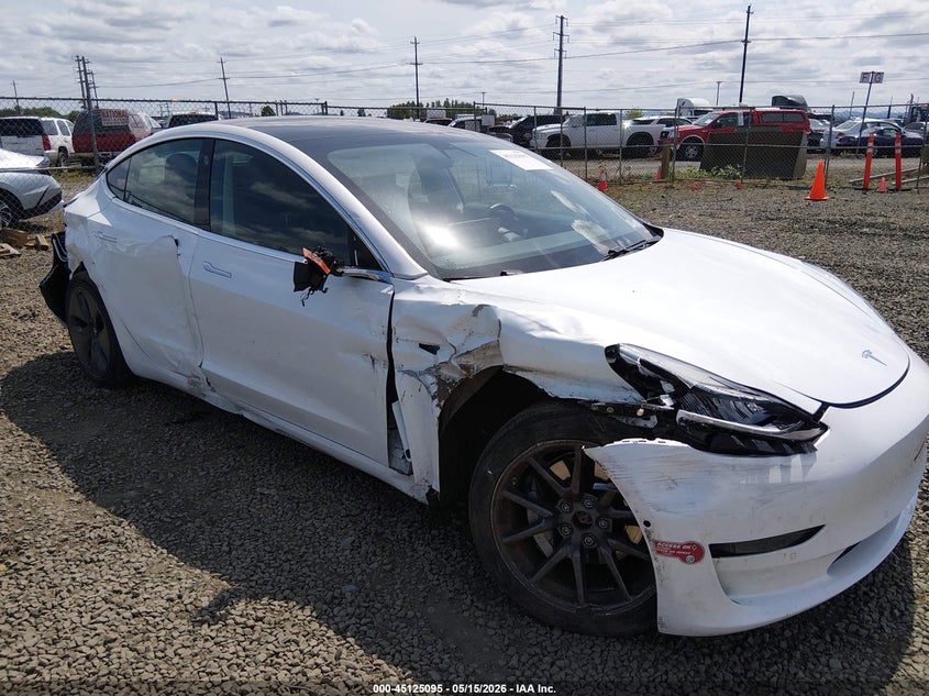 2019 Tesla Model 3 VIN 5YJ3E1EB5KF510976 IAAI salvage auction — RIGHT SIDE, Salvage (California), sold $5,050 on 2026-07-20 (photo 6)