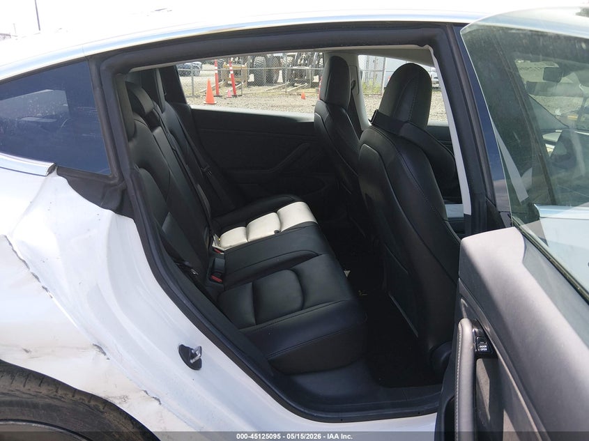 2019 Tesla Model 3 VIN 5YJ3E1EB5KF510976 IAAI salvage auction — RIGHT SIDE, Salvage (California), sold $5,050 on 2026-07-20 (photo 8)
