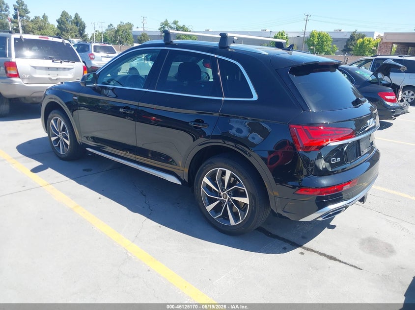2023 Audi Q5 VIN WA1EAAFY7P2105147 IAAI salvage auction — SIDE, Salvage (California), sold $17,300 on 2026-07-20 (photo 3)