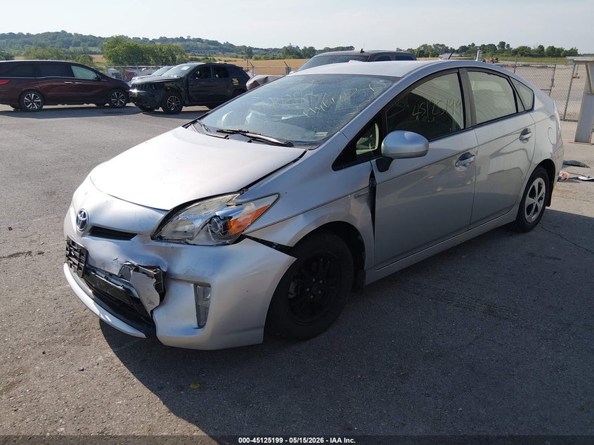 2013 Toyota Prius VIN JTDKN3DU4D5605026 IAAI salvage auction — FRONT END, Salvage (Missouri), sold $1,425 on 2026-07-30 (photo 2)