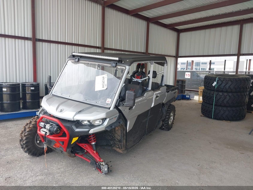 2025 Can-am/ brp Traxter VIN 3JBUAAX46SK001262 IAAI salvage auction — LEFT FRONT, Original (Texas), sold $7,700 on 2026-07-28 (photo 2)