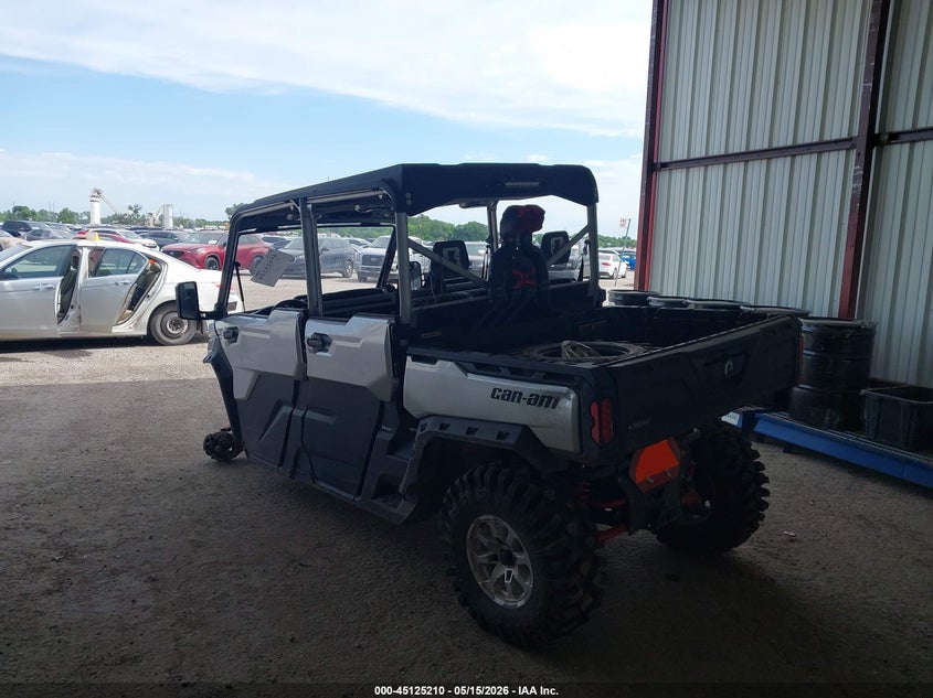 2025 Can-am/ brp Traxter VIN 3JBUAAX46SK001262 IAAI salvage auction — LEFT FRONT, Original (Texas), sold $7,700 on 2026-07-28 (photo 3)